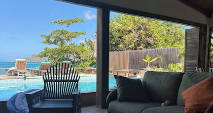 "ST CROIX ON THE SHORE' Charming beachfront 3-bedroom house -fabulous St Croix!
