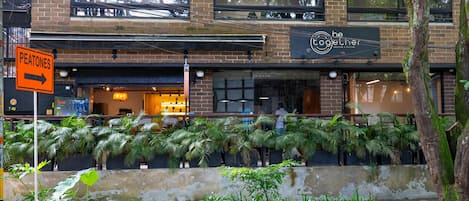 Overnatningsstedets indgangsparti