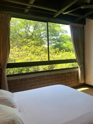 Economy Room | In-room safe, iron/ironing board, free WiFi