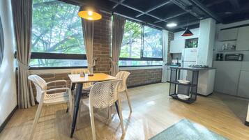 Superior Apartment (302) | In-room safe, iron/ironing board, free WiFi