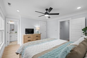 4 bedrooms, free WiFi, bed sheets