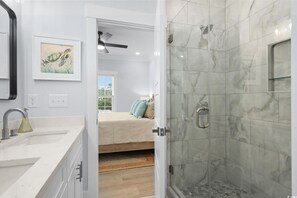 Shower, towels