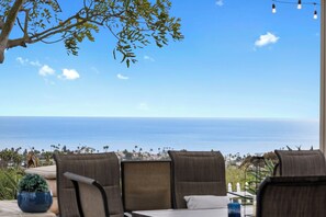 Outdoor dining - Balboa Vista - Ocean Views, Hot Tub, Fire Pit & Outdoor Entertaining (San Clemente)
