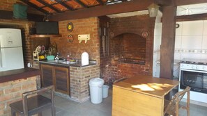 Microwave, oven, stovetop