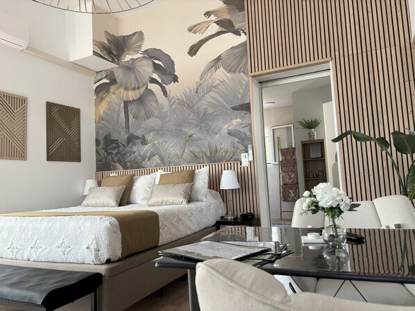 Cortinas blackout y sistema de insonorización 