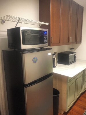 Microwave, oven, stovetop