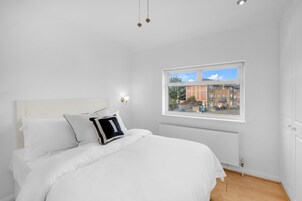 4 habitaciones, tabla de planchar con plancha y wifi gratis 