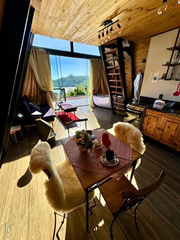 Classic Chalet, Sea View | Private kitchen