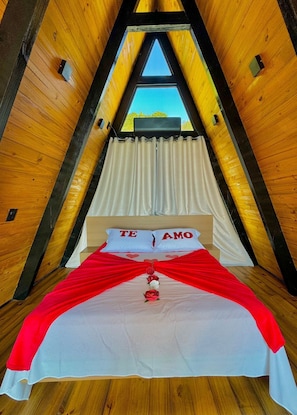 Classic Chalet, Sea View