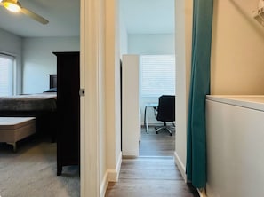 2 bedrooms, desk, travel cot, free WiFi