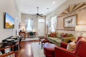 TV, books - 4BR Luxury Uptown Retreat w/ Private Heated Pool (New Orleans)