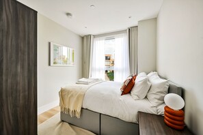 3 bedrooms, iron/ironing board, Internet, bed sheets
