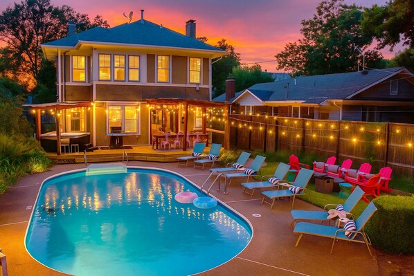 Pool