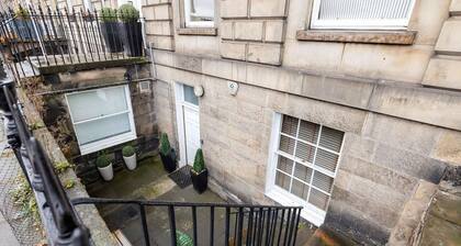 York Place - Three Bedroom Villa, Sleeps 6