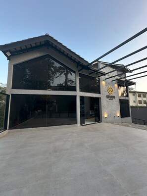 Fachada del alojamiento