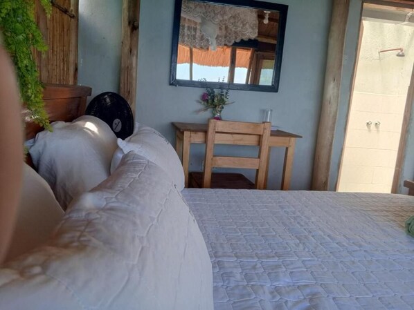 Escritorio y wifi gratis 