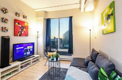 Jasper Av. - Cambridge Loft - Downtown Skyline