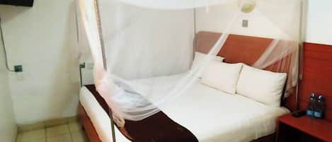 Deluxe Single Room, City View | Free WiFi, bed sheets