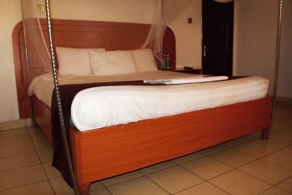 Standard Double Room | Free WiFi