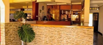 Kim's Breeze Hotel Ltd and Choma Zone