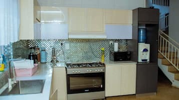 Microwave, oven, stovetop
