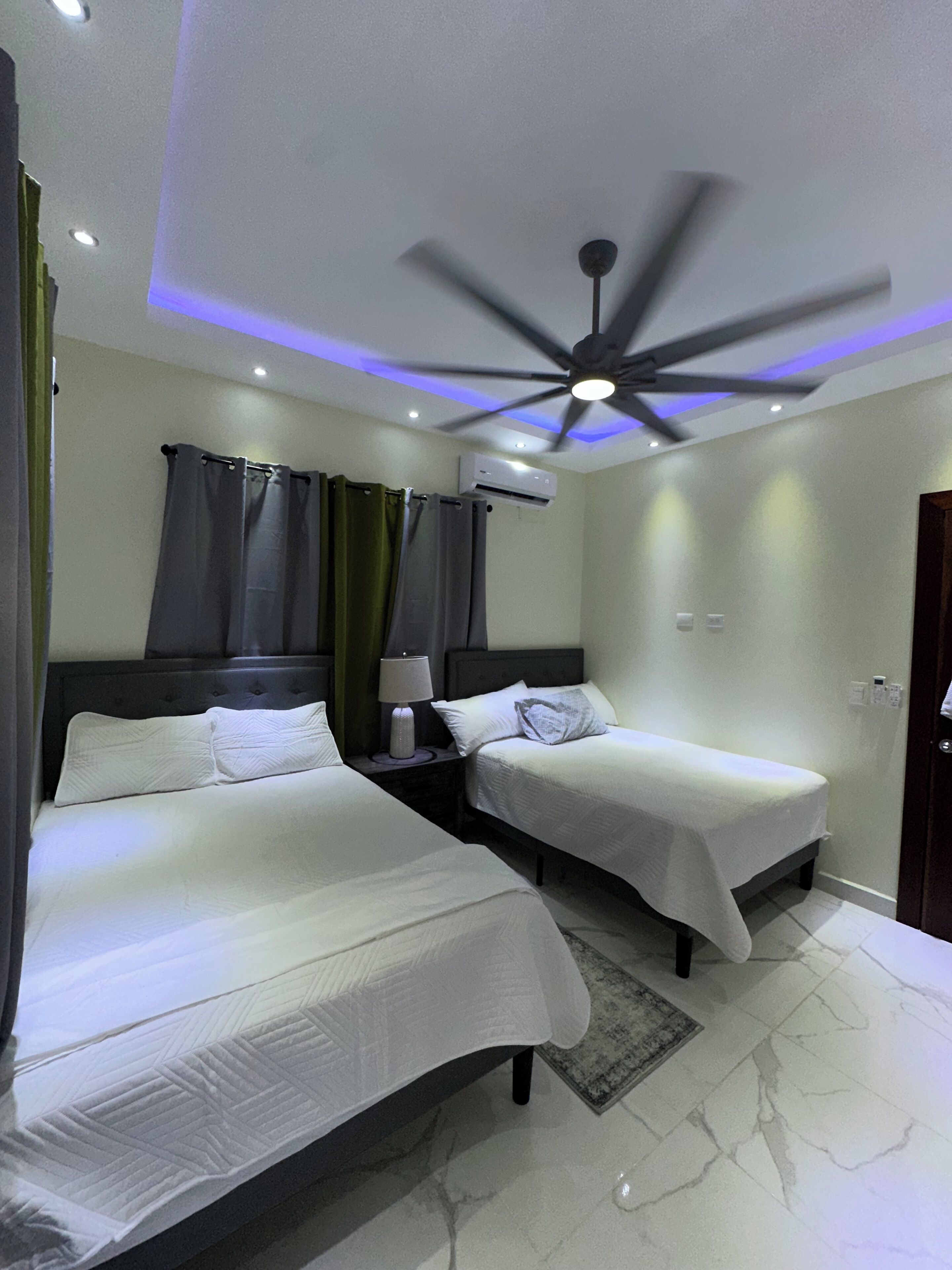 3 bedrooms, iron/ironing board, free WiFi, bed sheets