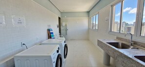 Shower, towels, soap - COCAZ0107 - Smart Sol do Costa Azul (Salvador)