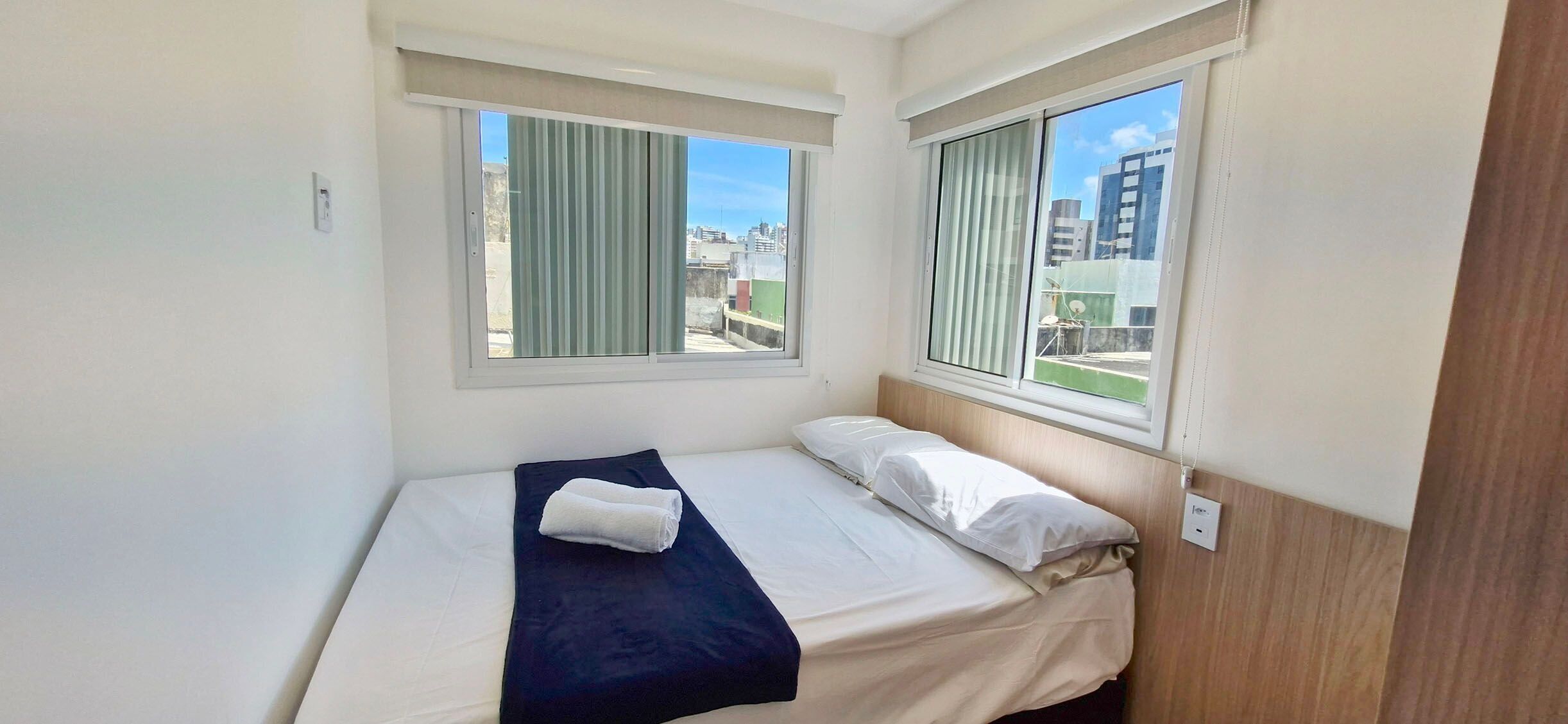 Apartamento básico | Wi-Fi de cortesia, roupa de cama