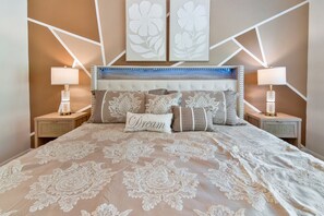 5 habitaciones, tabla de planchar con plancha, wifi y ropa de cama 