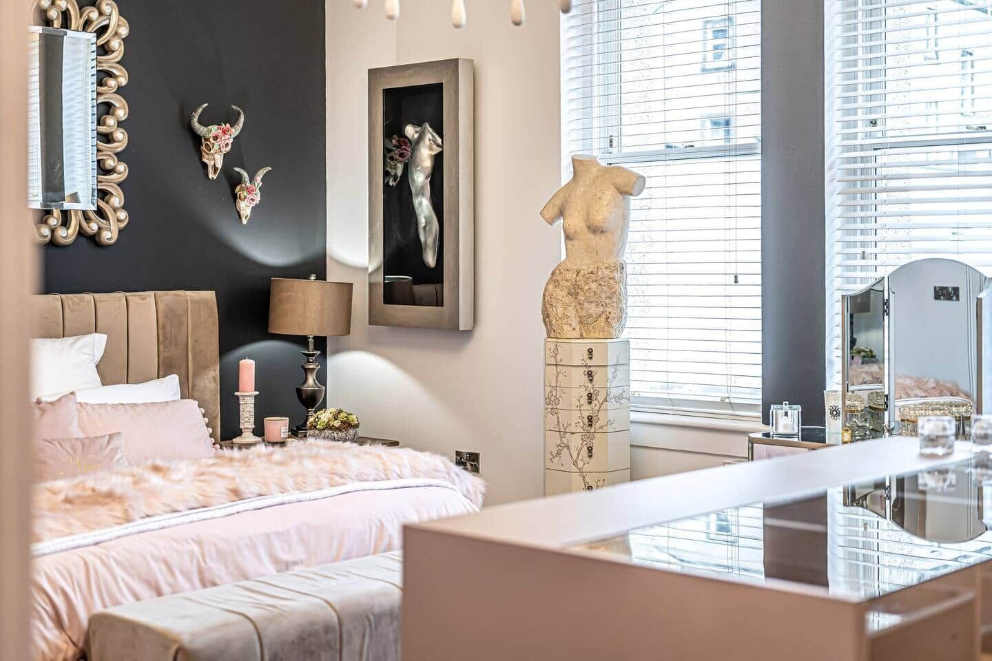 3 makuuhuonetta, silitysrauta/-lauta, Wi-Fi, vuodevaatteet