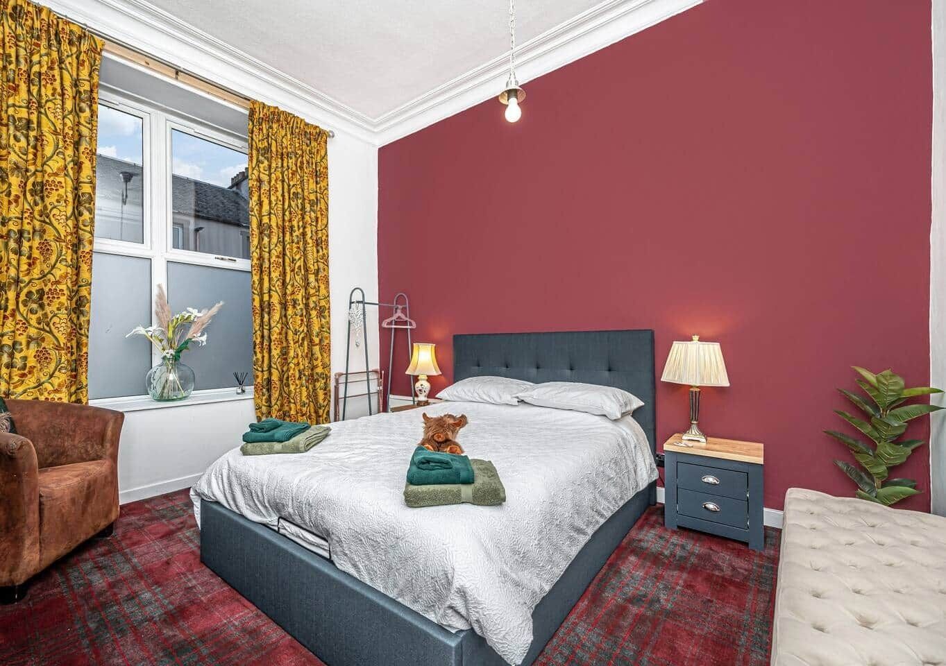 3 bedrooms, iron/ironing board, WiFi