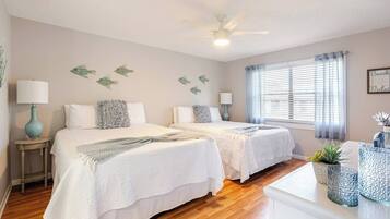 2 bedrooms, iron/ironing board, travel cot, free WiFi