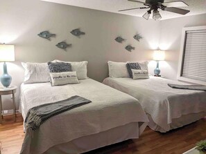 2 chambres, fer et planche à repasser, lit parapluie, Wi-Fi gratuit