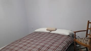 1 bedroom, iron/ironing board, Internet, bed sheets