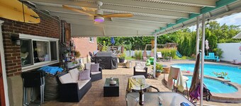 Ryder cup 3-bedroom house pool hot tub AC in Plainview off greenbelt path