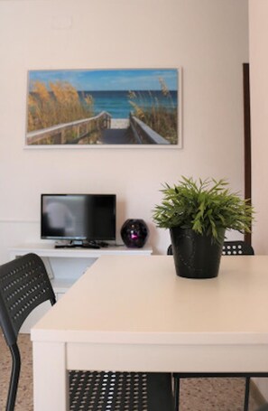 Apartemen, 2 kamar tidur, balkon | Fasilitas kamar