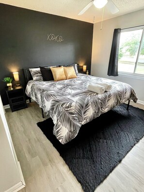 2 bedrooms, WiFi, bed sheets - Classy 2 Bedroom Home (Belton)