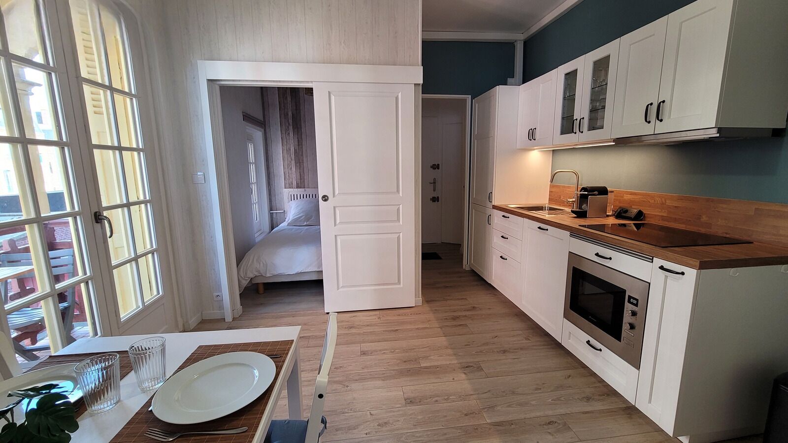 冰箱、微波炉、烤箱、洗碗机