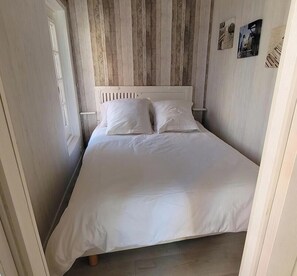 1 habitación, wifi gratis y ropa de cama