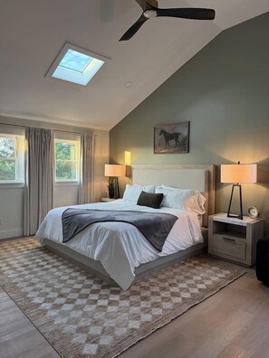 5 makuuhuonetta, silitysrauta/-lauta, Wi-Fi, vuodevaatteet