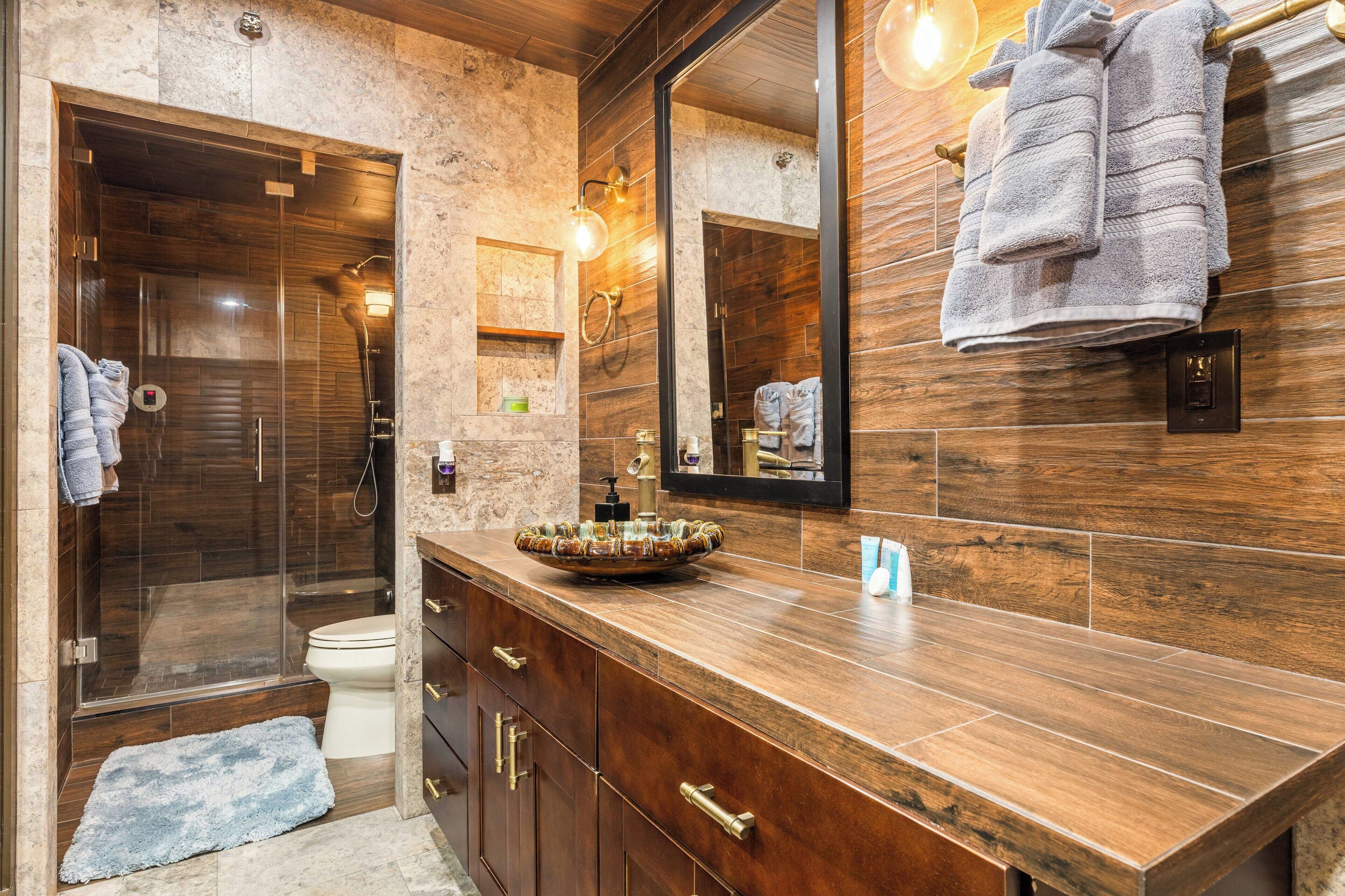Shower, towels, soap, shampoo