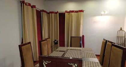Spacious 6-bedroom house in DHA Phase 5 Lahore