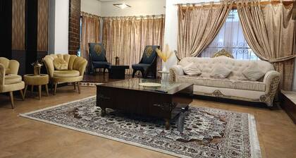 Spacious 6-bedroom house in DHA Phase 5 Lahore