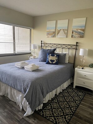 2 bedrooms, iron/ironing board, free WiFi, bed sheets