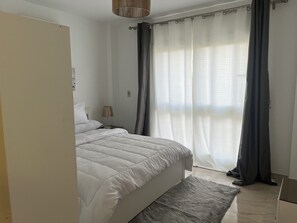2 habitaciones, tabla de planchar con plancha y wifi 