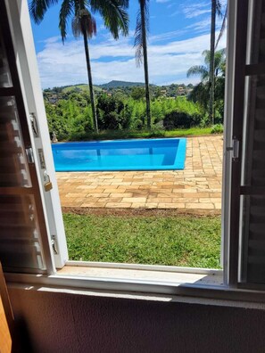 Outdoor pool - Farm in Atibaia, border with Bragança Paulista, 5 bedrooms, swimming pool, pets allowed (Bragança Paulista)