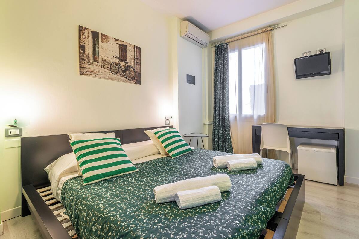 Classic Double Room | Free WiFi