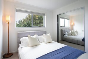 4 Schlafzimmer, Bügeleisen/Bügelbrett, kostenloses WLAN, Bettwäsche