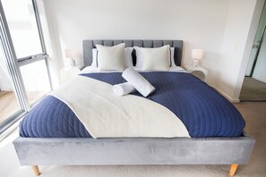 4 Schlafzimmer, Bügeleisen/Bügelbrett, kostenloses WLAN, Bettwäsche