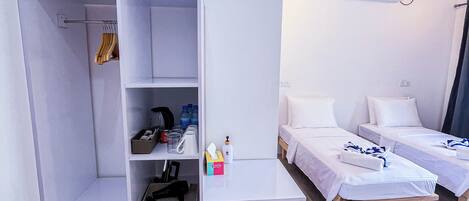 1 chambre, fer et planche Ă repasser, accĂšs Internet, draps fournis